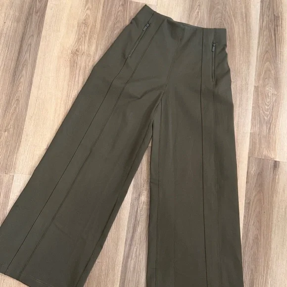 Lululemon Define High-Rise Wide-Leg PantS Luon Olive Green Brown Size XS - Picture 7 of 14